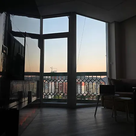 Sky Center 아파트