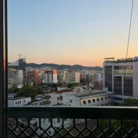 Sky Center 아파트